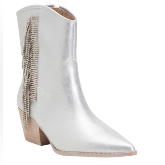Mi.iM Rhinestone Fringe Silver Western-Style Pointy Toe Ankle Boots NIB Size 8 - Picture 1 of 12